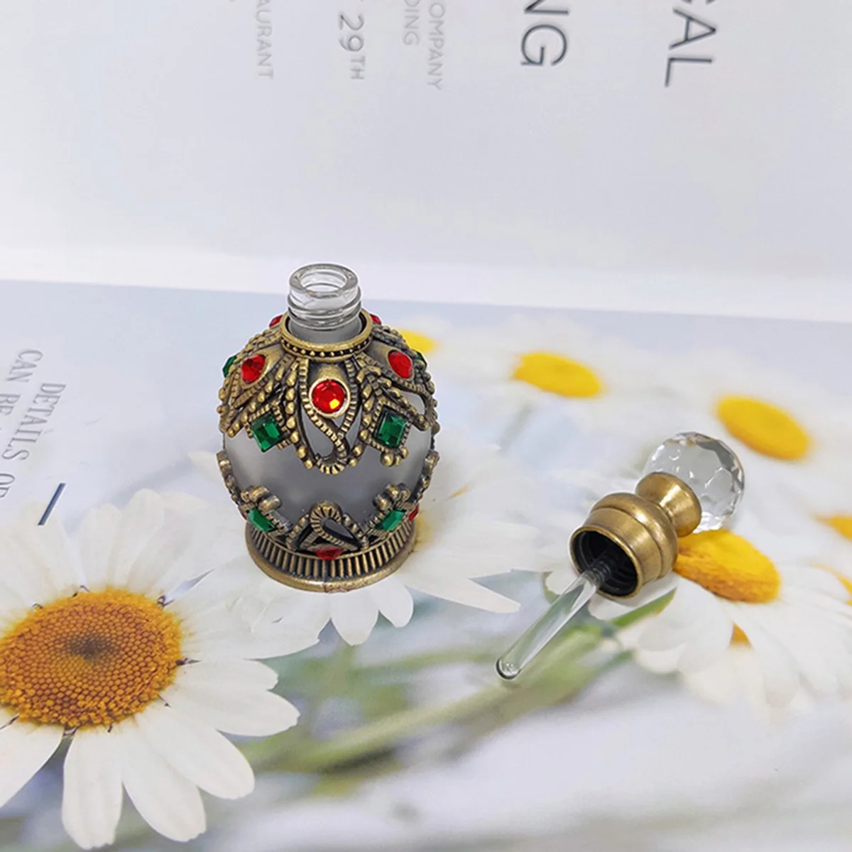 15ml Vintage Middle East Arab Metal Perfume Bottle Essential Oils Dropper Attar Bottle Container Weeding Decoration Gift