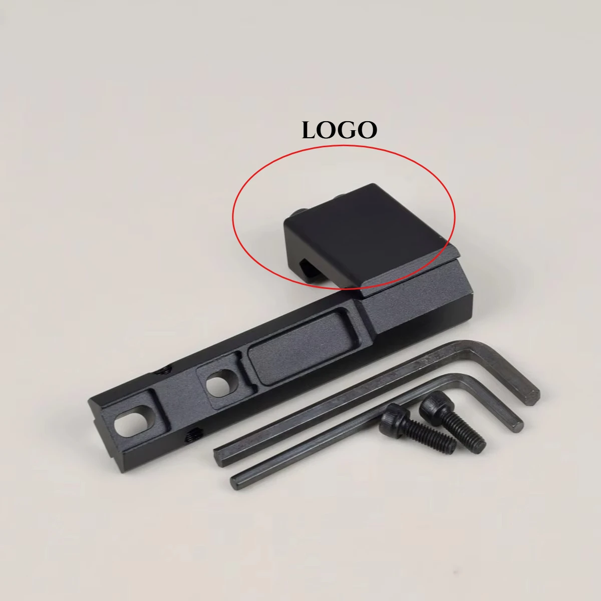 Tactical Offset Mount Fit Surefire M300 M600 M300V Tactical Scout Weap*n Flashlight 20mm Picatinny Rail Hunting Accessory