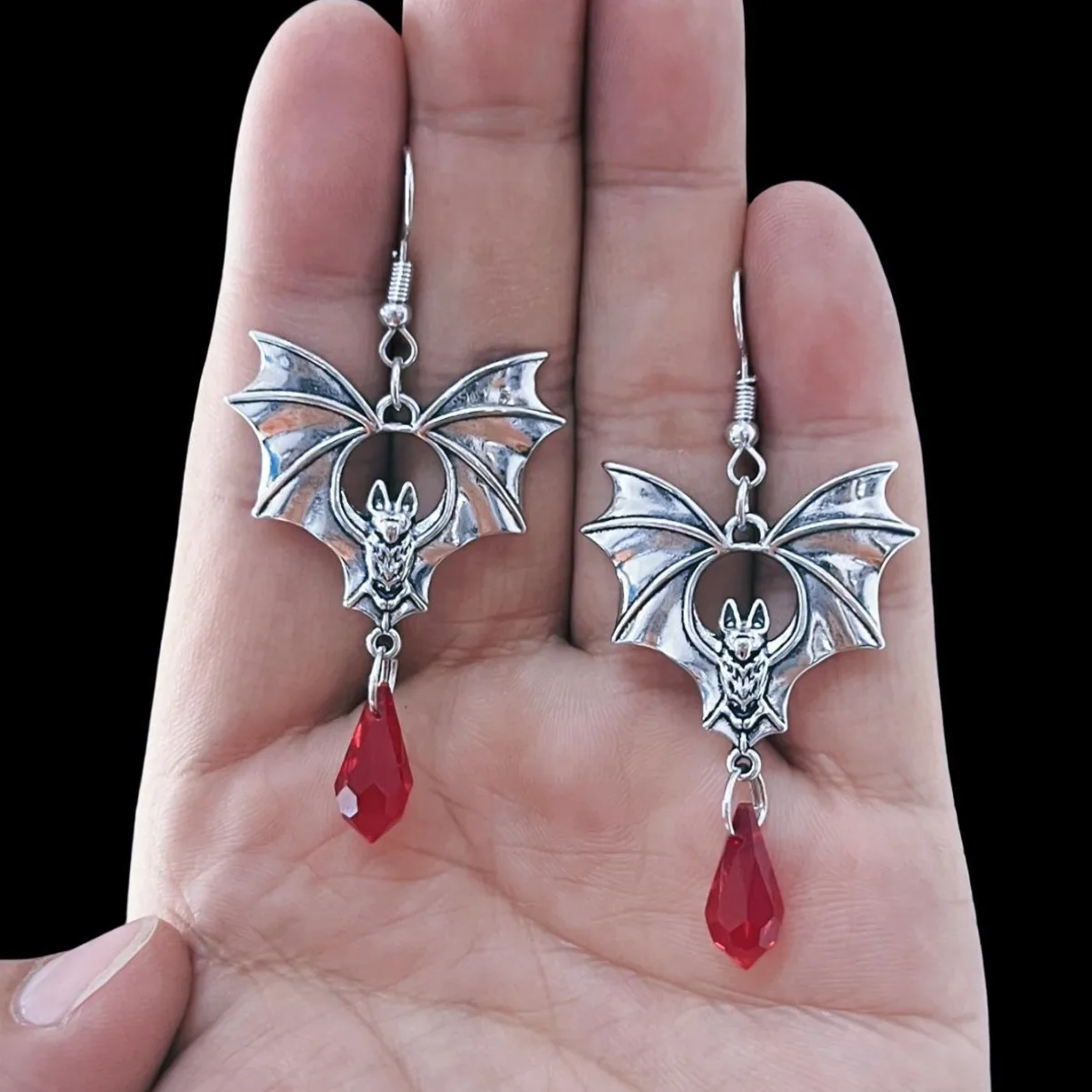 Gothic Vampire Bat Earrings For Women Man Fashion Pagan Witch Jewelry Accessories Red Crystal Vintage Bat Pendant Ear Hooks New