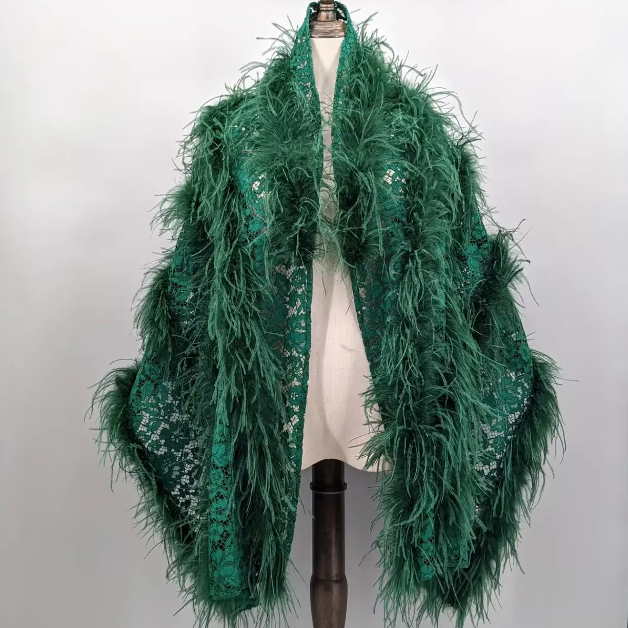 Women Emerald Green Real Ostrich Feather Lace Sheer Shawl Wrap Wedding Cocktail Party Bridal Evening Cape Cover Up 23A0407