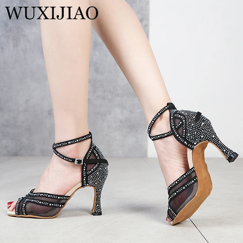 WUXIJIAO scarpe da ballo donna Tango Salsa scarpe da ballo latino per ragazze Ballroom Dance Heel scarpe da sposa rosse suola morbida sandali da donna