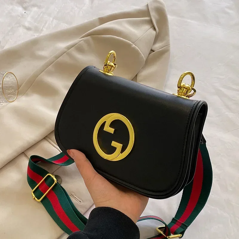 

New! Trendy Women's Leather Bag with Tiger Head One Shoulder/ Cross Body/ Underarm Chain Adjustable Strap Anti - Scratch Surface