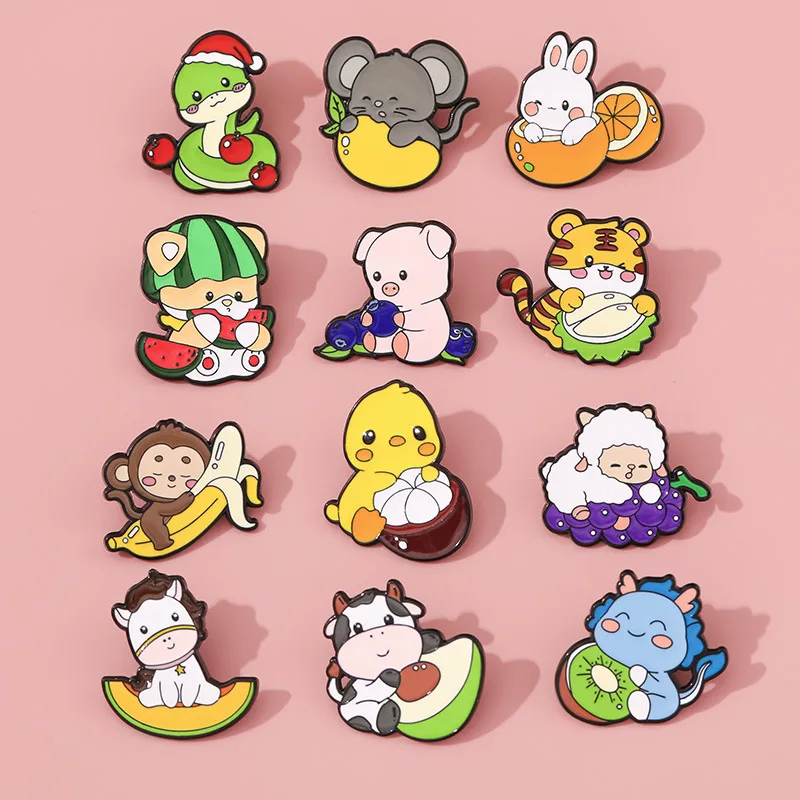 

Брошь из мультфильма, милое и персонализированное аниме, металлический значок, одежда, аксессуары для рюкзака, кулон, булавка