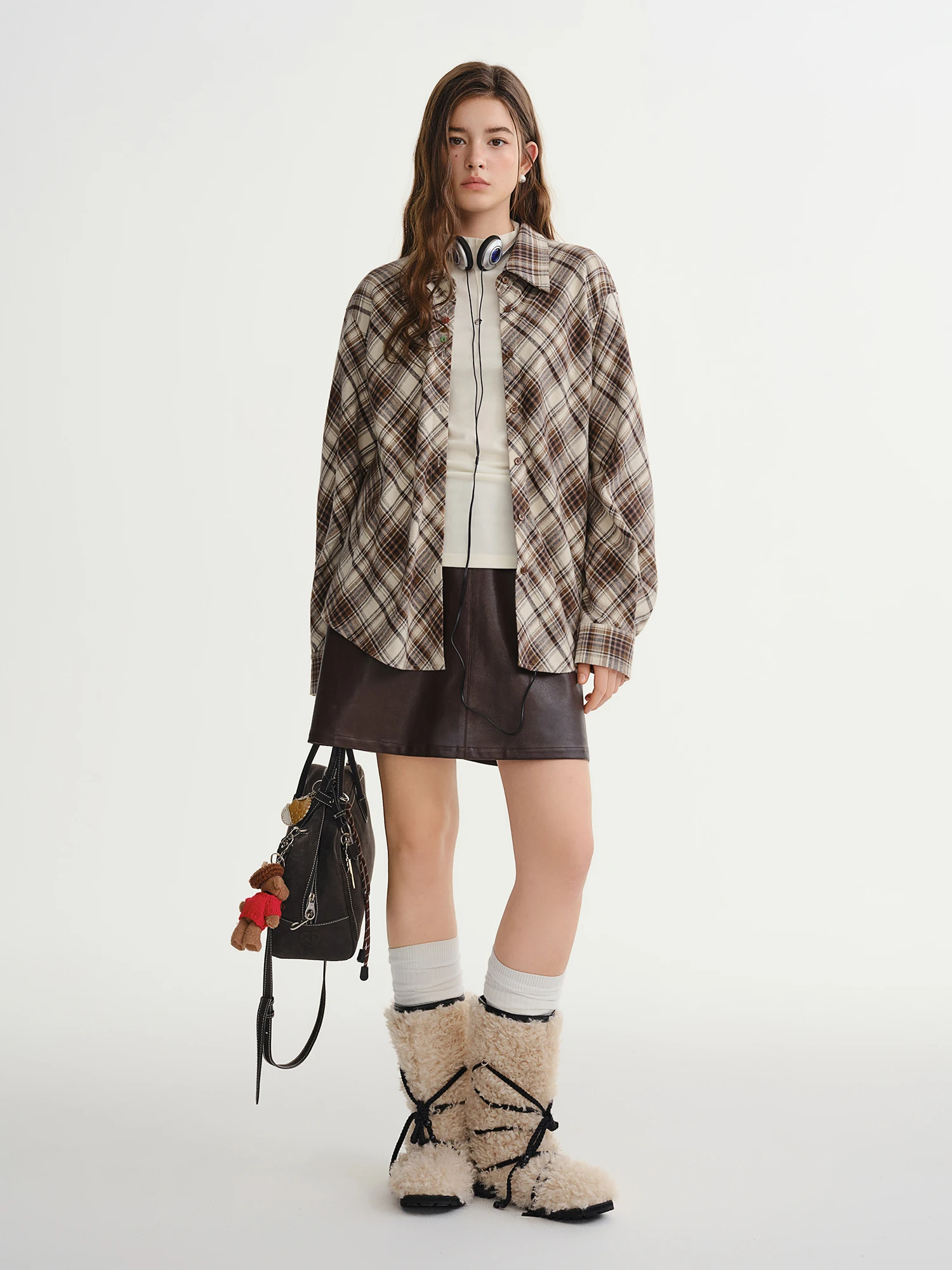 DUSHU プラスサイズ レディース バイアスカット チェック柄シャツ 2025新作 ボヘミアンスタイル 長袖ブラウス リラックスフィット カジュアルトップス