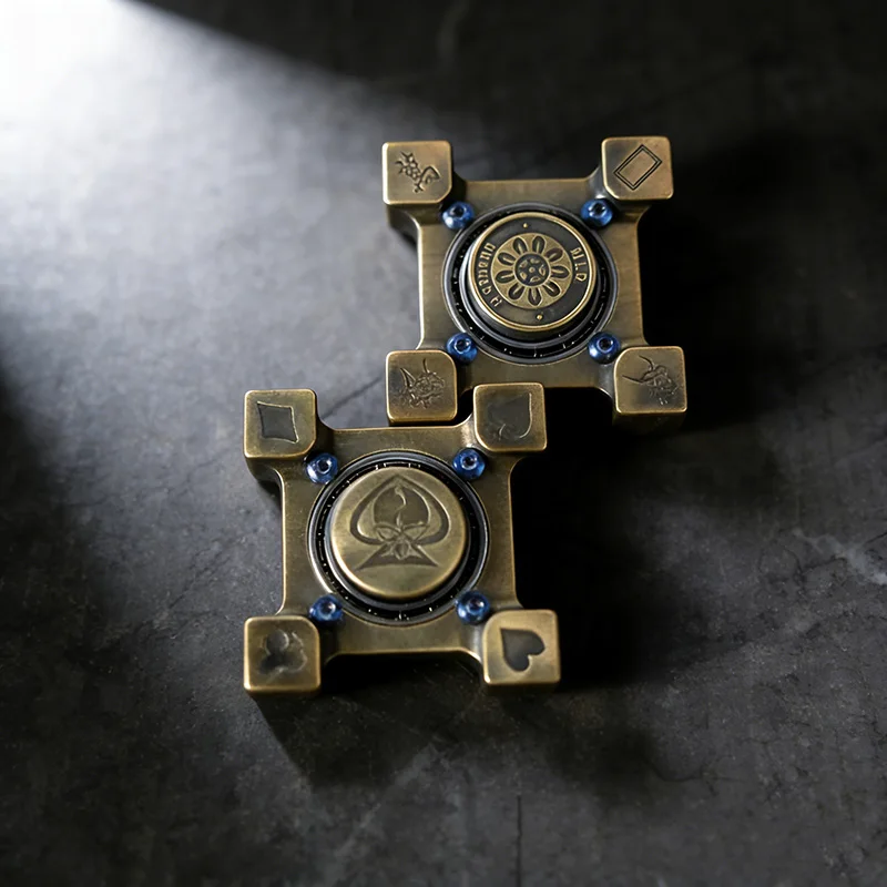 Vintage Brass Fidget Spinner Stress Relieving Toy EDC Desktop Ornament Portable Stress Relieving and Relaxing Fidget Toys