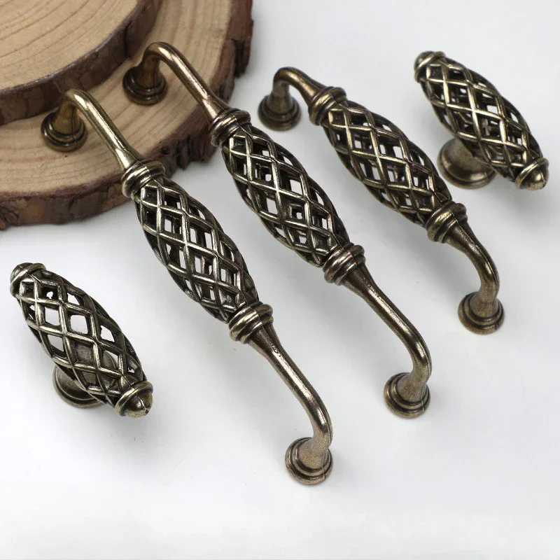Green Bronze Bird Cage Furniture Handle Classical Kitchen Cabinet Wardrobe Door Knob Single Hole Handle Antique Room Decoration