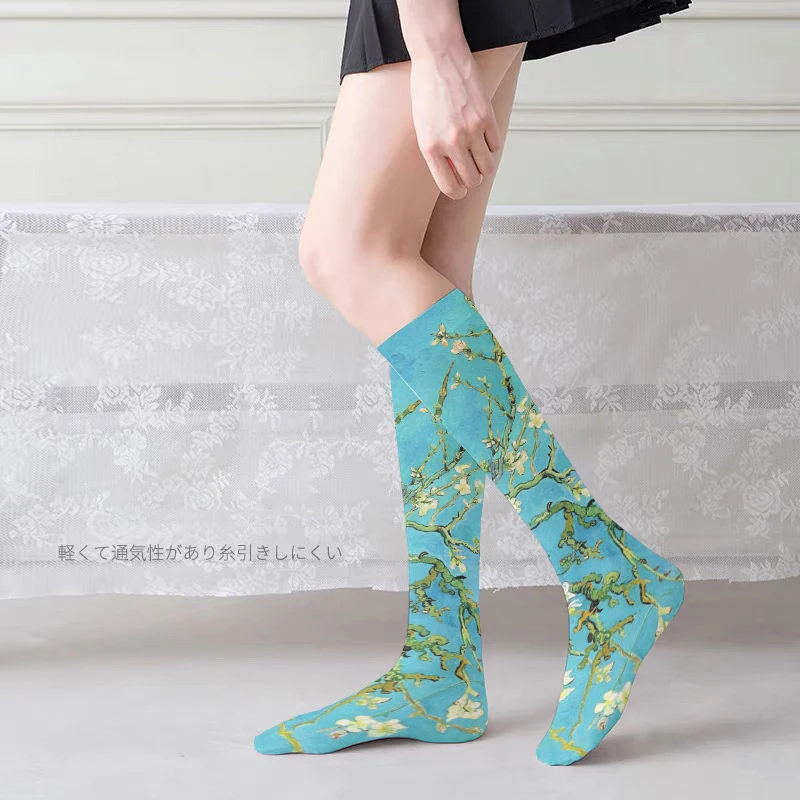Van Gogh Mural World Famous Painting Sunflower Stockings Women Novelty Casual Long Socks Classic Retro Personality Thin Socks