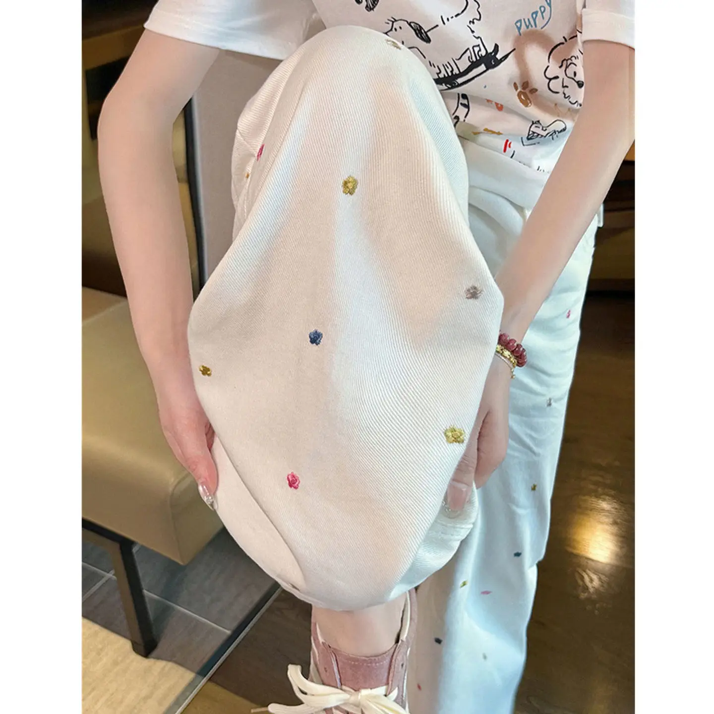 

High Waist Straight Leg Cotton Stretch Denim Pants Women's Embroidered Floral Wide Leg Pants Spring Faion Slimming Loose Fit