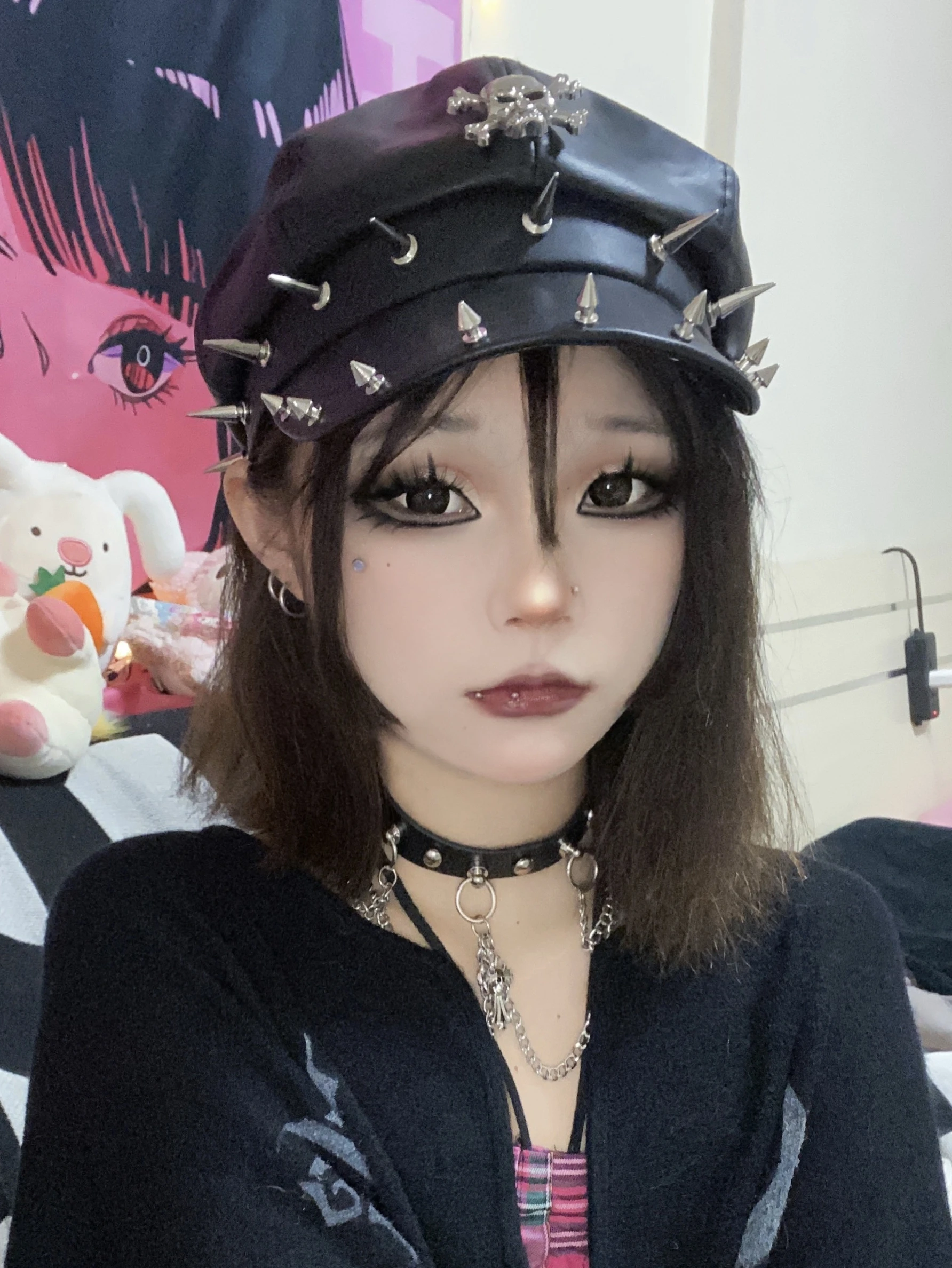 Leather sharp Rivet Cap for man women gothic punk skull hat New Hip Hop Wind Beret Black PU Military Cap