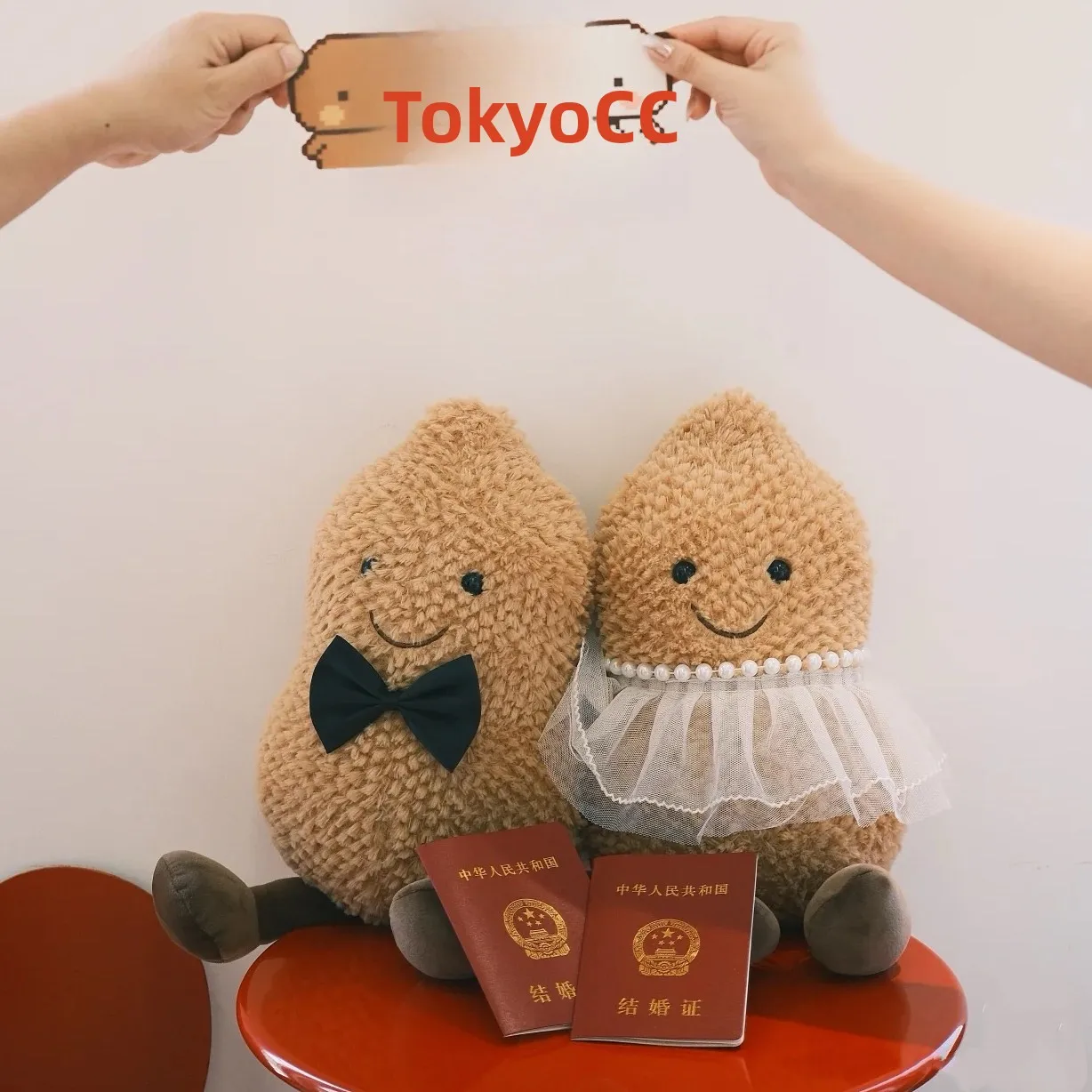 tokyocc-peanut-doll-couple-bedding-dolls-wedding-engagement-gift-cartoon-style-plush-material-bedroom-decorative-accessories