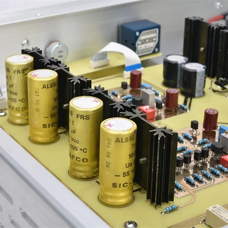 

Refer To Spectral DMC12 Preamplifier Low Distortion RCA Input and Output HIFI Preamplifier High-end Audio