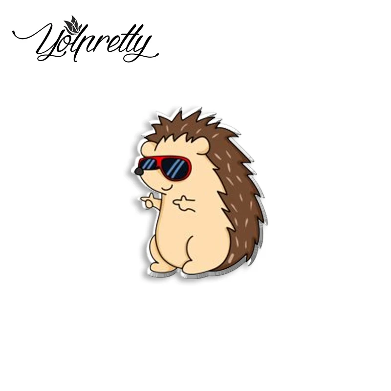 2023 New Arrival Fashion Cartoon Cute Hedgehog Animals Handcraft Acrylic Epoxy Badge Pin Lapel Pins