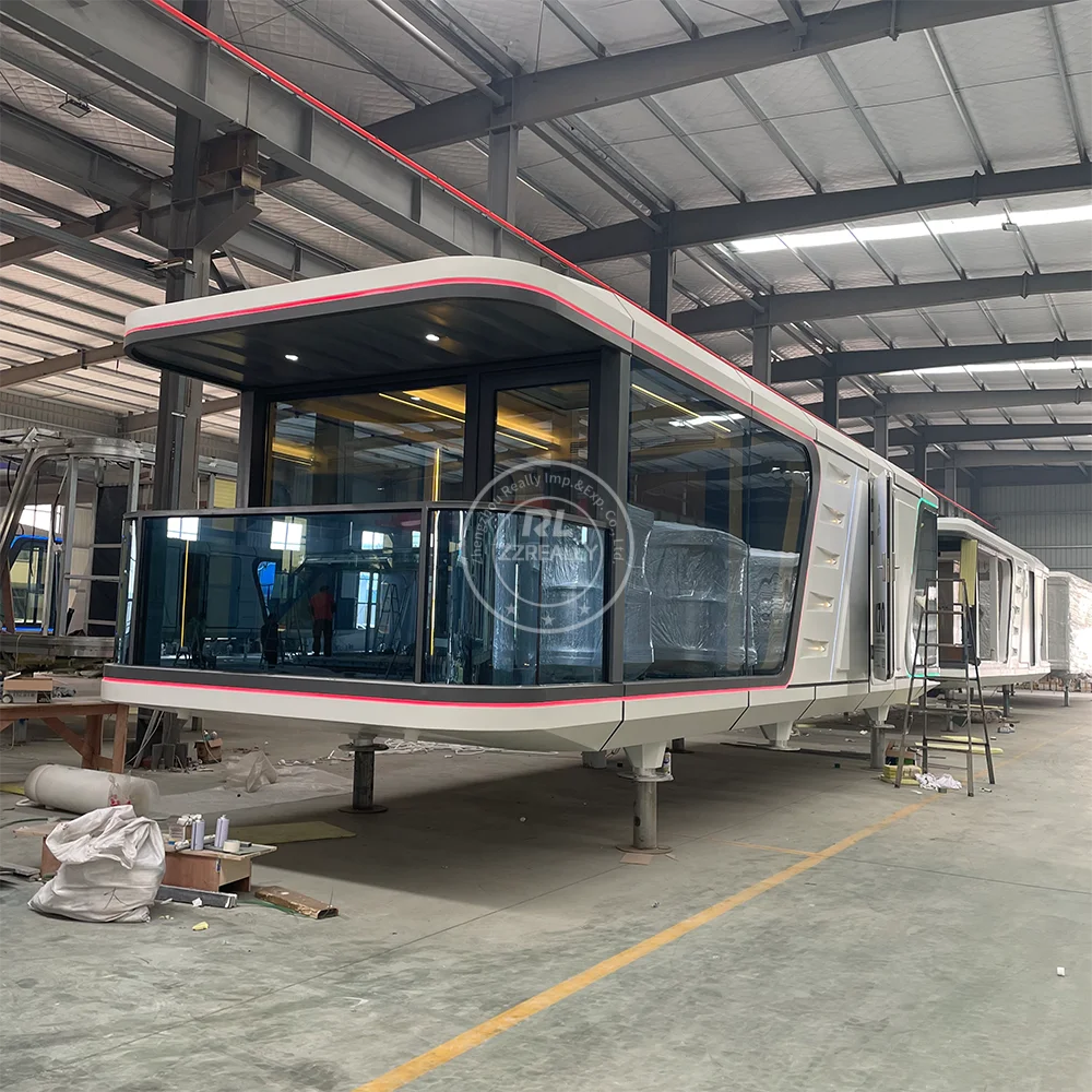 2026 Modern Luxury Space Capsule Home 2 Bedroom Prefabricated Container House Retractable Balcony Fast Steel Structure