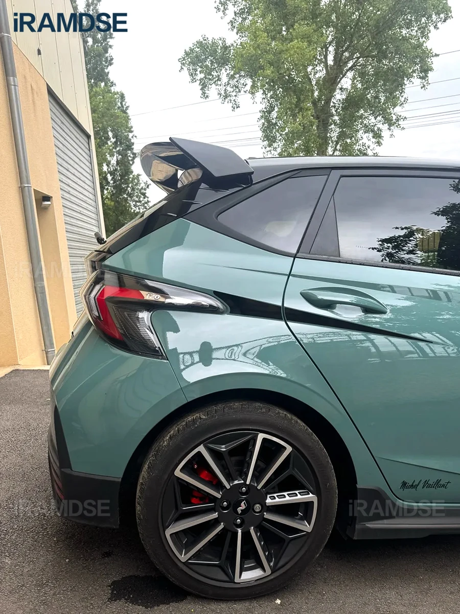 Spoiler for Hyundai i20 Carbon Surface ABS Material Car Type TE Rear Windshield Trunk Wing