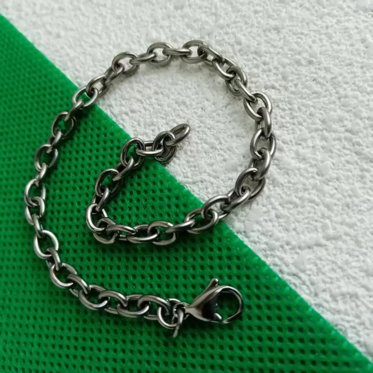 

Круглый браслет O-образной цепочки из чистого титана 3,5 мм/4,5 мм, легкий и гипоаллергенный