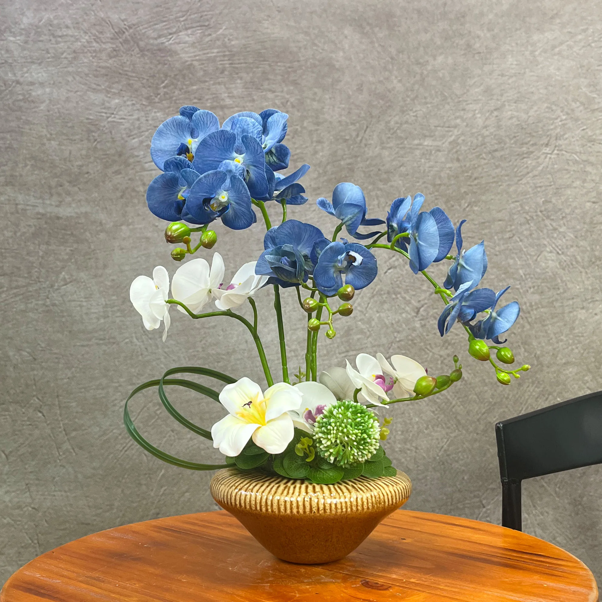 High-end artificial flowers new chinoiserie hand feeling phalaenopsis office soft furnishing silk flowers living room fake