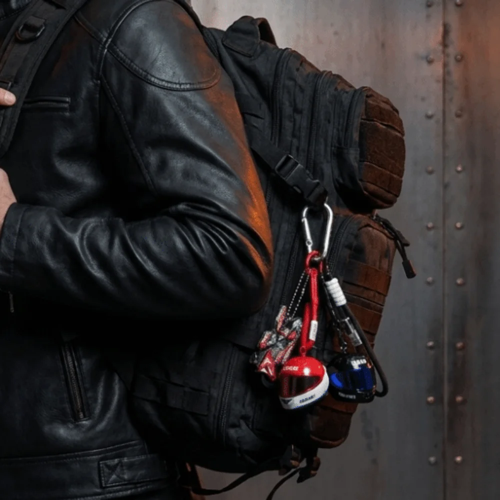 Creative Motorcycle Helmet Keychain Braided Lanyard Alloy Mini Key Pendant Lightweight Carabiner Clip Racing Keychain
