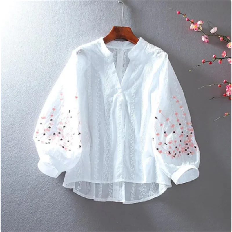 Summer Pullover Women Blouses Loose Thin Tops Lace Embroidery Shirt Pure Cotton Blous For Woman Literary Lantern Sleeve Shirt