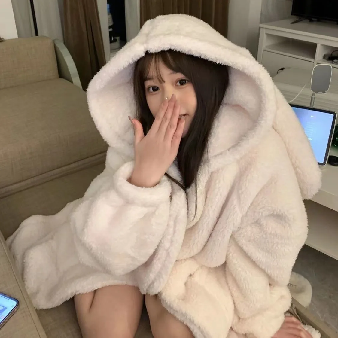 Autumn and Winter Ladies Warm Pajamas Homewear Rabbit Ears Ins Girls Student Pajamas Cartoon New Robe Bathrobe Homewear