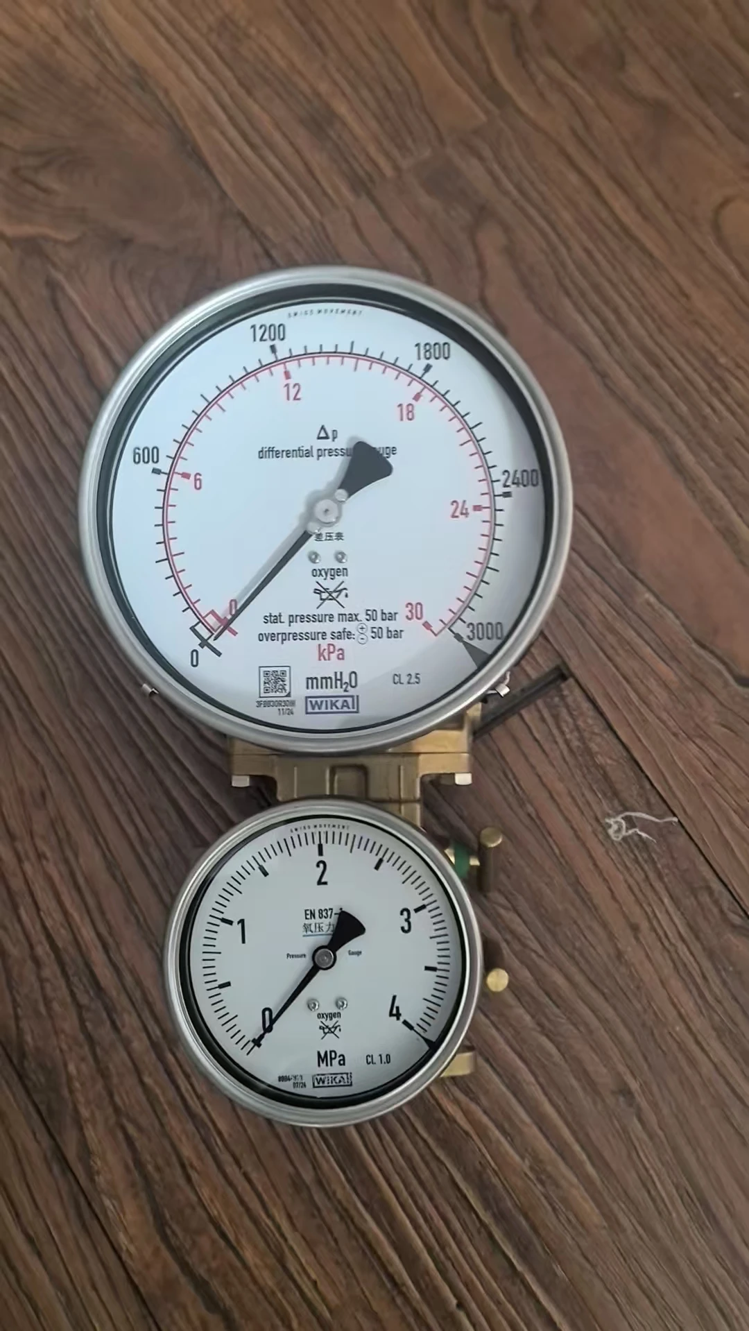 Cryogenic Liquid Storage Tank LO2 LN2 LAR LCO2 LNG Tank Container Level Gauge Meter Indicator