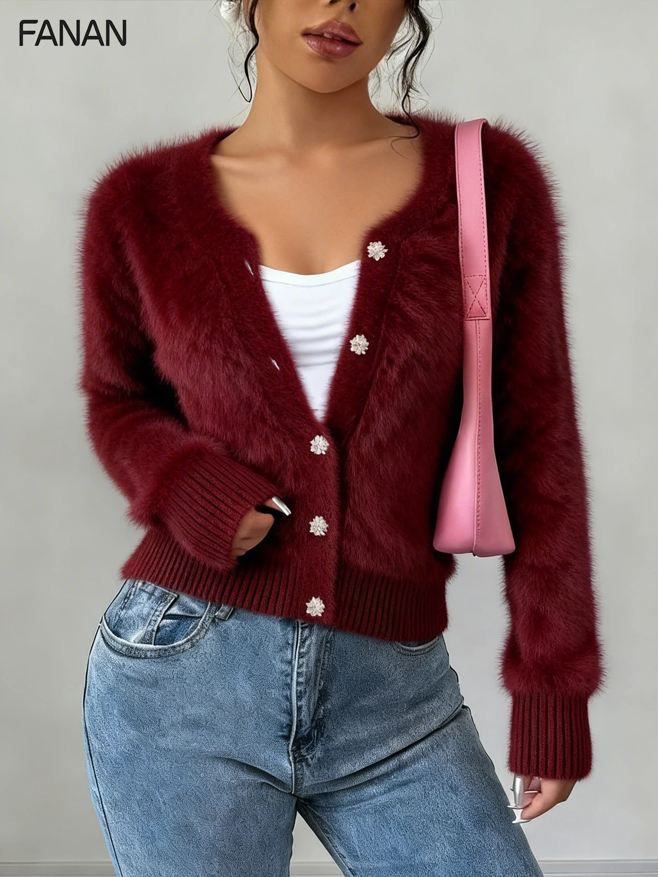 Neuer Herbst- und Winter-Nischen-Strickcardigan für Damen, im lässigen Stil entworfen, Pulloverjacke, burgunderroter, figurbetonter Cardigan aus Kunstnerzfell mit Rundhalsausschnitt, lässige und