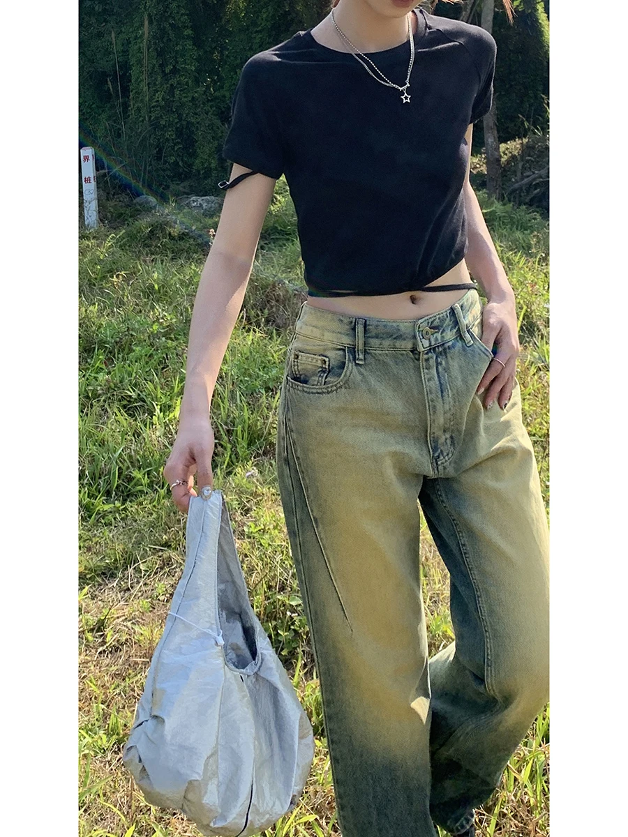 تي شيرت نسائي قصير الأكمام بتصميم فريد على الطراز الأمريكي الرجعي لصيف 2025 #2