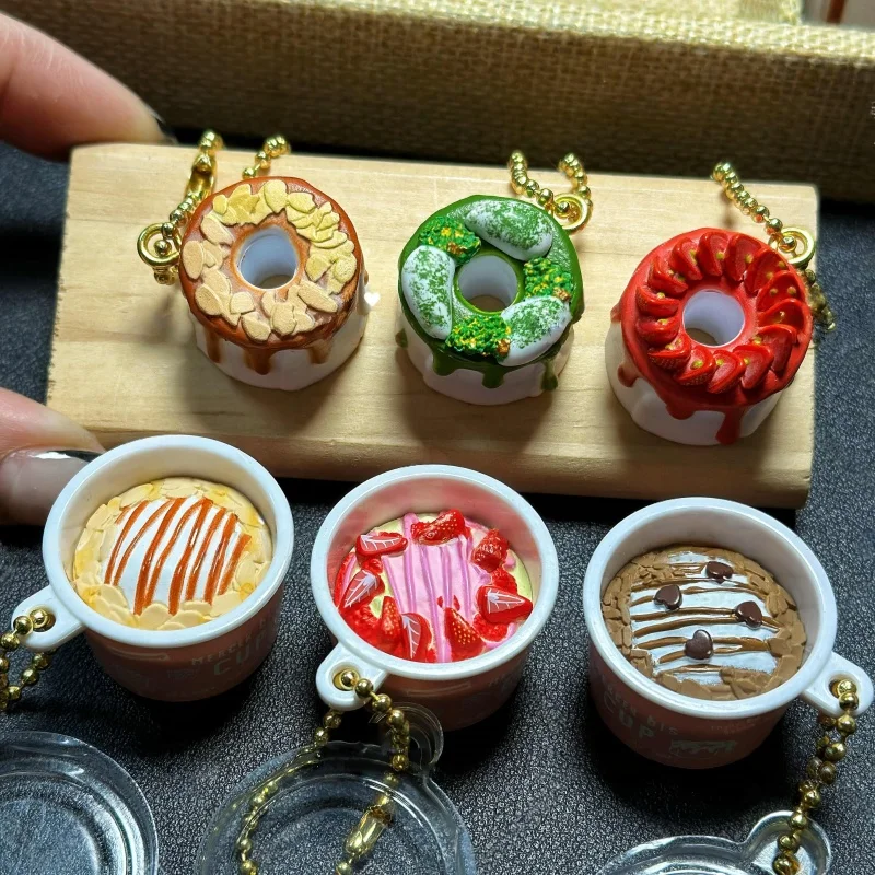 BANDAI Mercer Bis Miniature Cake Shop Gashapon Charms, 6 estilos surtidos, colgante de postre para bolso, llavero para fanáticos del anime y de los juguetes