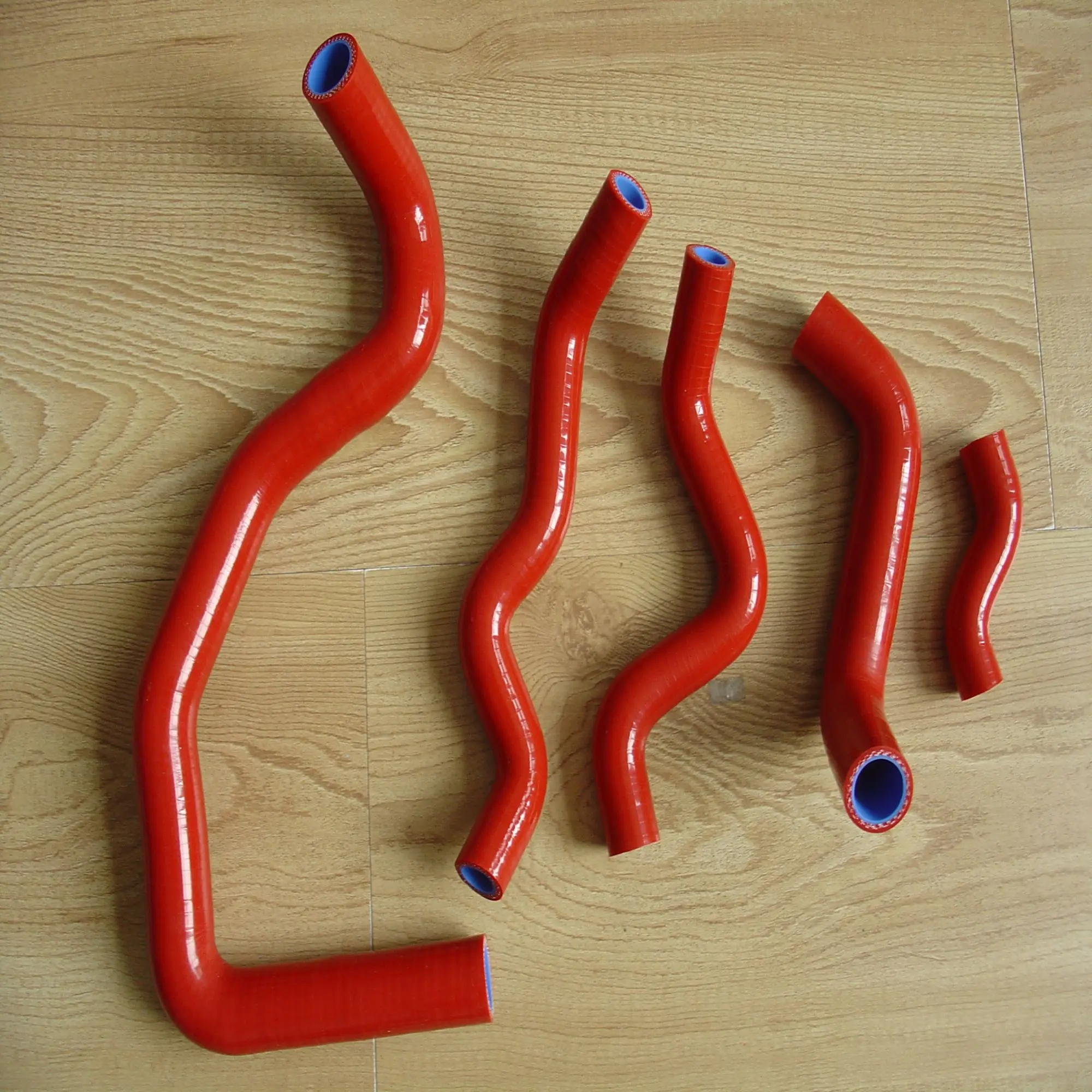 

Silicone radiator hose FOR 1998-2007 Honda CB400 CB400SF NC23E VTEC 1 2 3 Spec I II III CB400 SF NC31/NC39 1999 2000 2001 2002