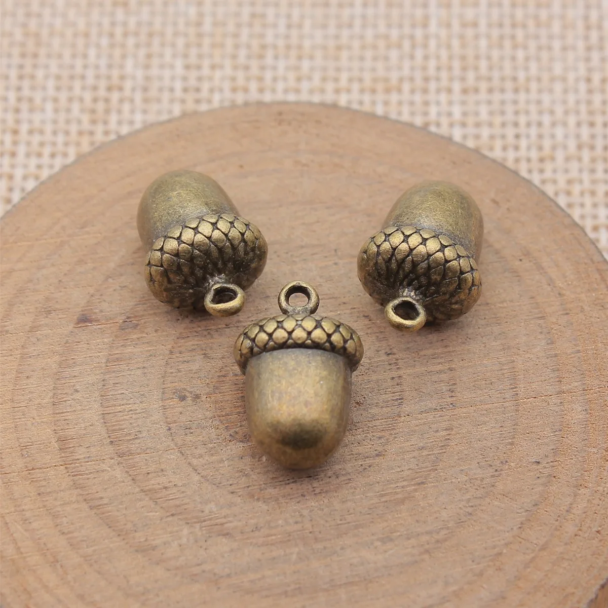 5pcs 17x10x11mm Rhodium Color Antique Gold Color Antique Bronze Color 3D Acorn Charms Hazelnut Charms