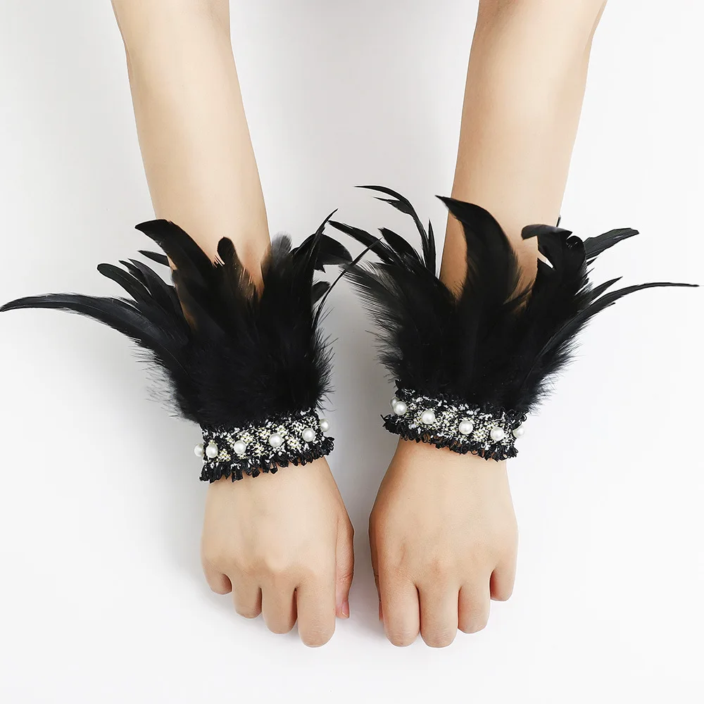 2pcs Natural Feather Wrist Cuffs Elegant Fur Sleeve Arm Accessories Gothic Halloween Cosplay Feather Gloves Pearl Arm Cuff