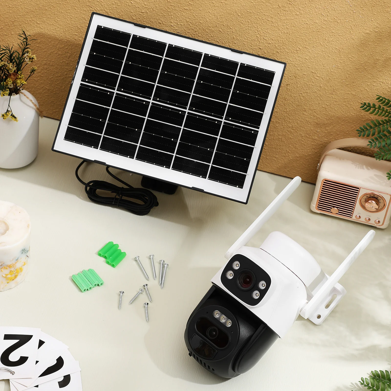 كاميرا مراقبة لاسلكية تعمل بالطاقة الشمسية 360 °   شاشة خارجية بعدسة مزدوجة قابلة للإمالة للمنزل والمدرسة مقاومة للعوامل الجوية