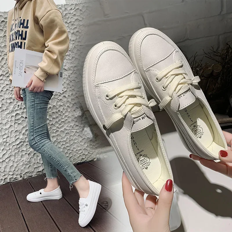 Sepatu kets kulit untuk wanita, sepatu Sneakers kasual datar putih, sepatu jalan nyaman kualitas tinggi, sepatu olahraga untuk wanita