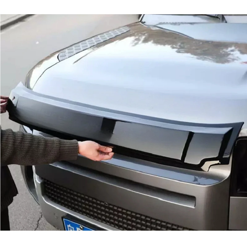 Suitable for Land Rover Defender 2020-2025 Black Engine Hood Sand Protection Molding Cover