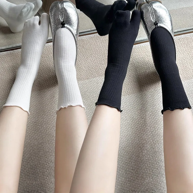 

1/4pairs Wood Ear Edge Split Toe Socks Women Harajuku High Quality Mid-tube Stockings Girls Japanese Cotton Comfortable Socks
