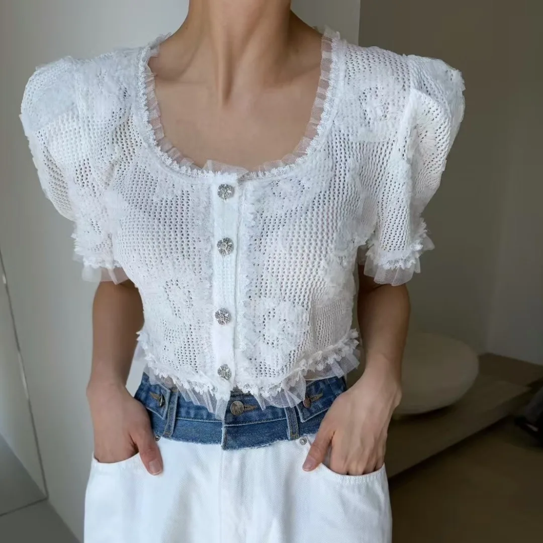 

Chic Short Lace Trim Embroidered Hollow out Bubble Sleeve round Neck Shirt Women's Korean Style Breathable Polyester Fiber