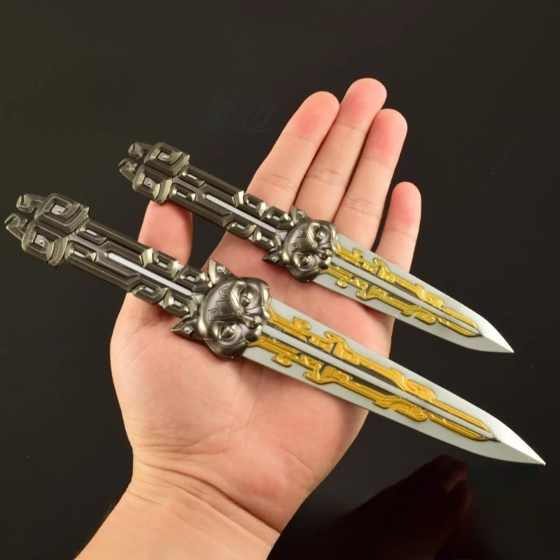 22 センチメートル/8.66 インチ デルタフォース ゲームをテーマにしたモデル メタル爪工芸品のおもちゃ 剣と武器の装飾品 デスクトップディスプレイ 男の子へのギフト