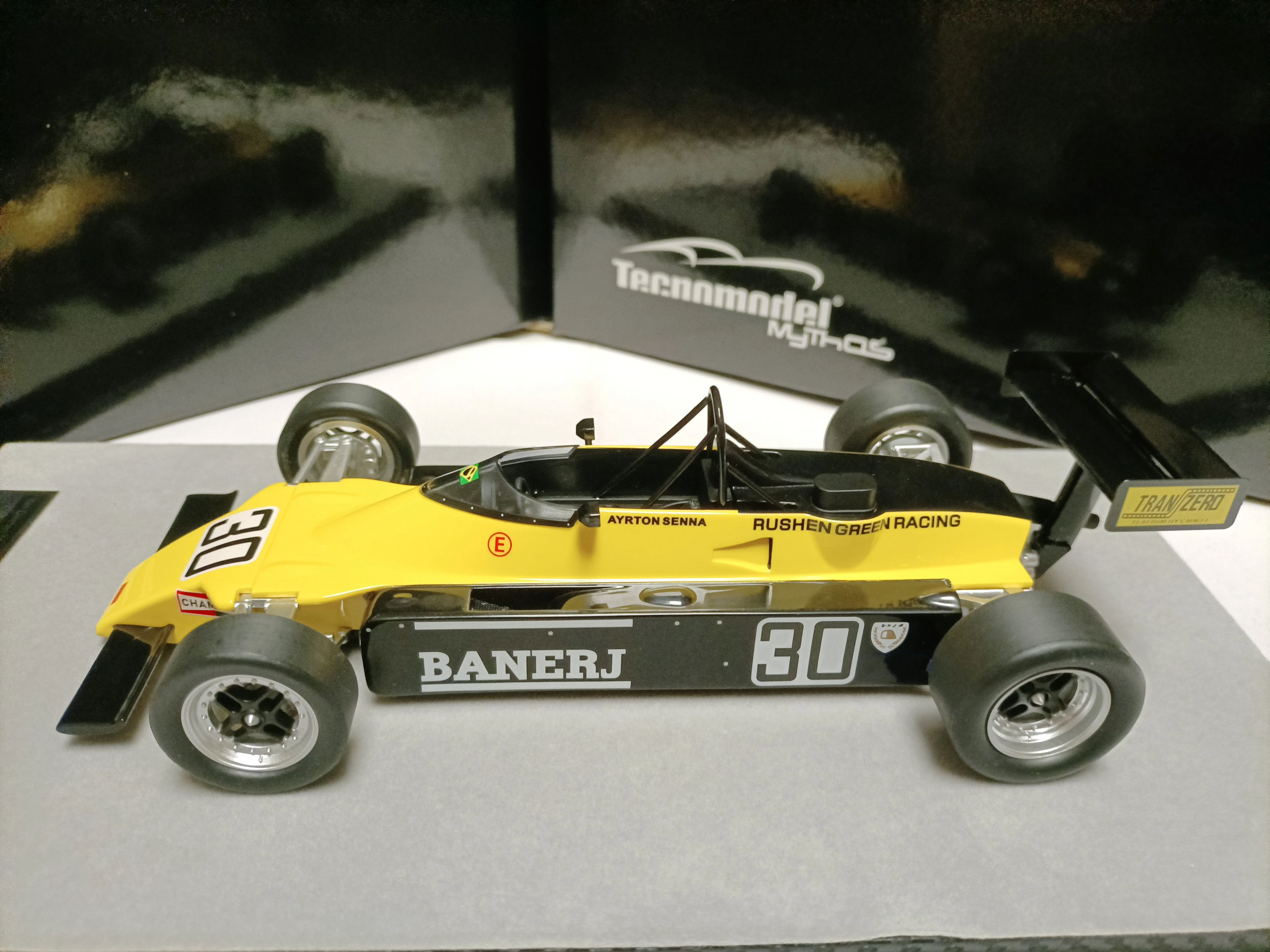 Tecnomodel 1:18 F1 RF82 Winner 1982 Simulation Limited Edition Resin Metal Static Car Model Toy Gift