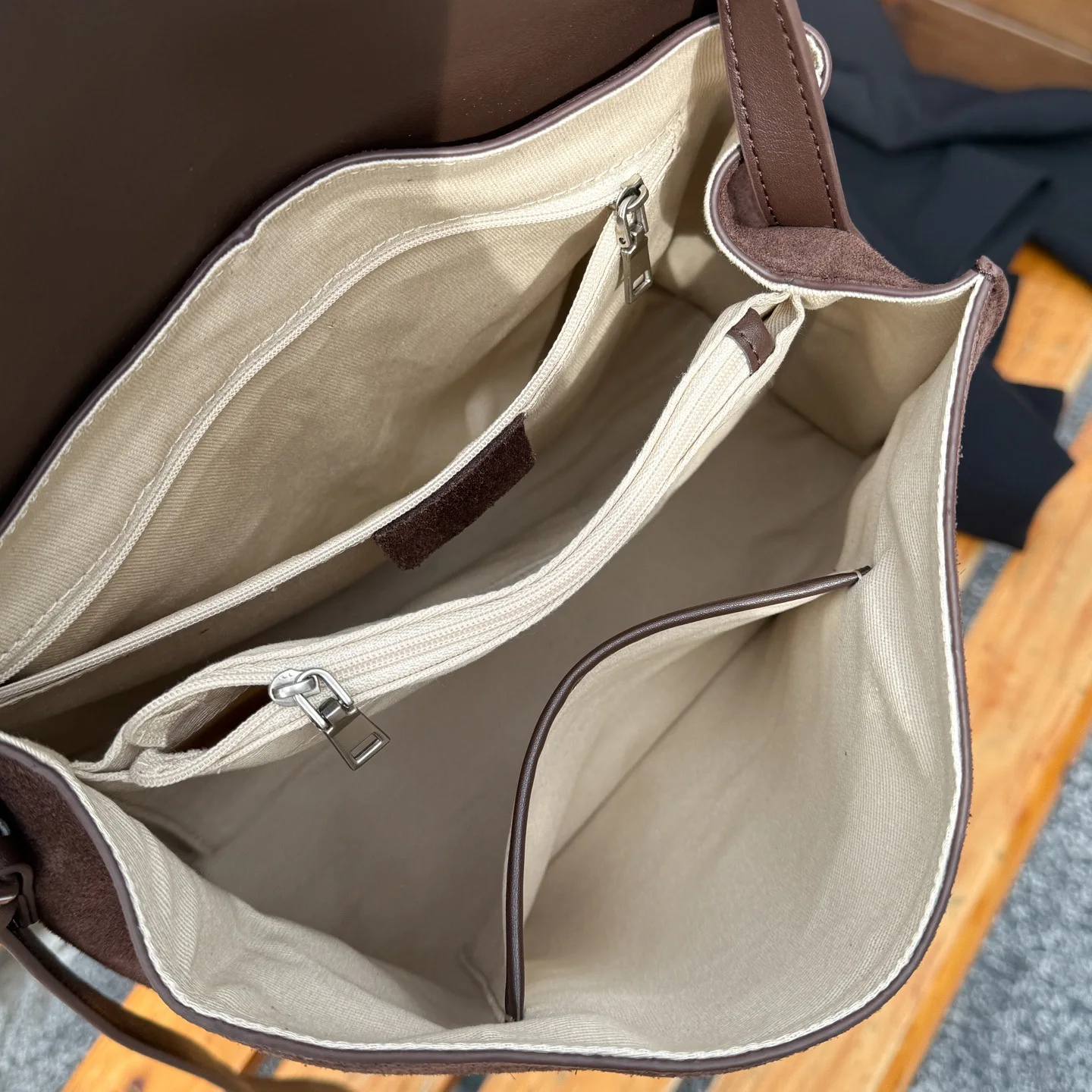 2026 موضة جديدة غير رسمية متعددة الاستخدامات حقيبة ساعي الراقية حقيبة كتف جلدية نسائية حقيبة تحت الإبط العصرية #4