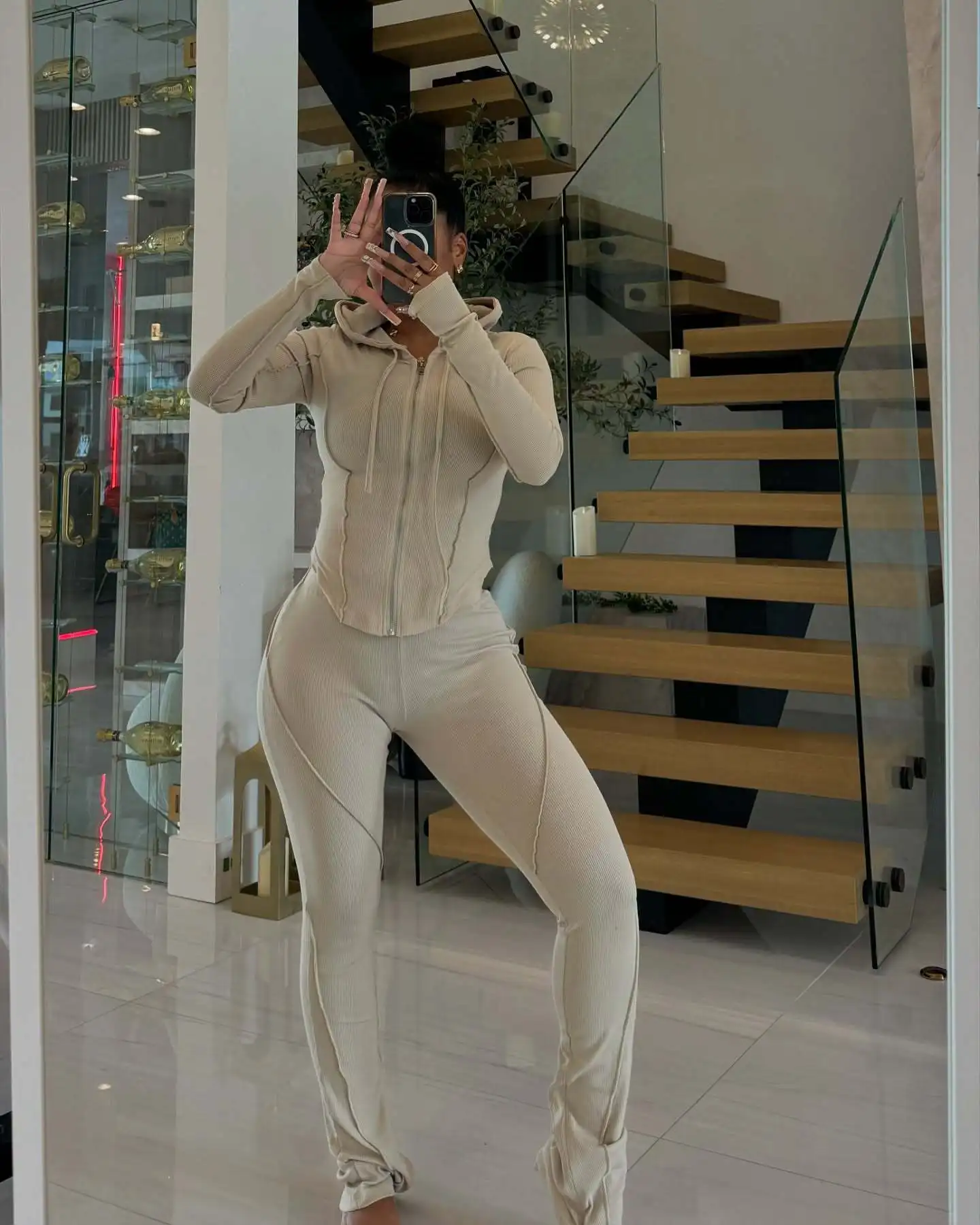 

Женский комплект спортивной одежды, осенний эластичный укороченный топ с капюшоном и брюки с высокой талией, повседневный комплект из двух предметов, спортивная одежда, женские спортивные костюмы для бега