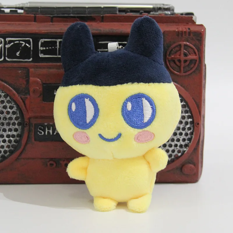 ญี่ปุ่น Tamagotchi Plush Soft เติมจี้ของเล่นสัตว์เลี้ยงอิเล็กทรอนิกส์ Mametchi Creative Key Buckle กระเป๋าเป้สะพายหลังการ์ตูนซิปตกแต่ง