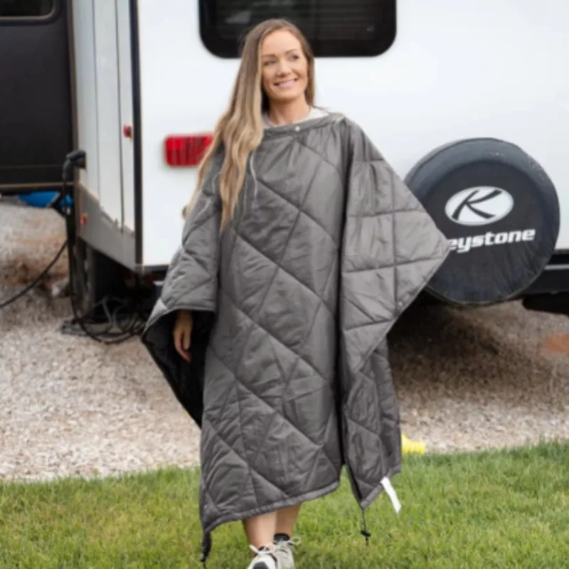 

Versatile Camping Blanket for Outdoor Adventures - 4-in-1 Design as Quilt,Sleeping Bag, Poncho, and Picnic Mat,Waterproof