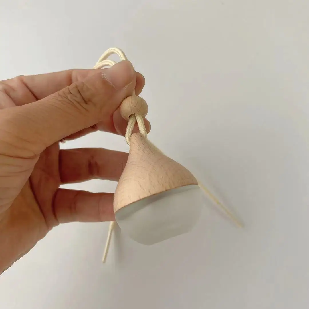 Car Essential Oil Diffuser Fragrance Air Freshener Scent Perfume Bottle Ornament Hanging Empty Bottle Interior Accessory