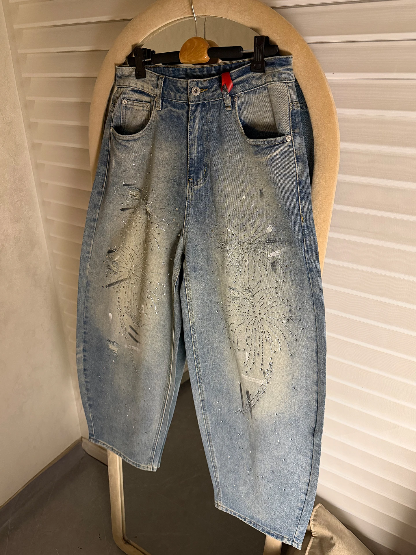 Calças Jeans Parisianas Pesadamente Decoradas Unissex Estilo Americano de Verão, Corte Reto Solto e Perna Larga, Feitas à Mão