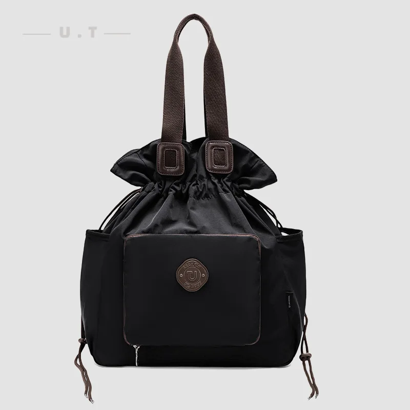 2025 Women's Lightweight Large Capacity Versatile Handbag Fashion Drawstring Pocket Travel Backpack Fashionable Shoulder Bag