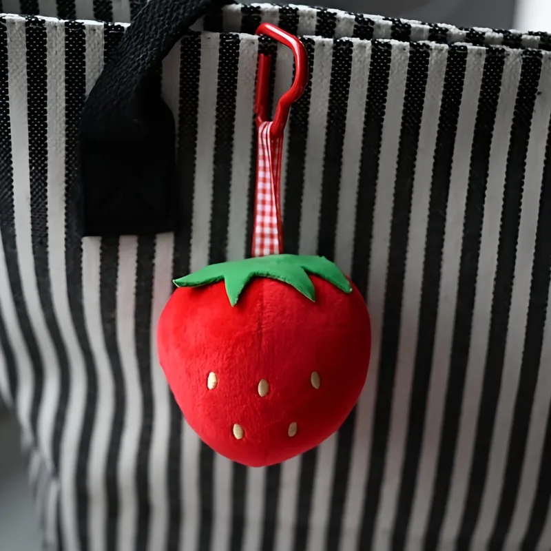 Soft Strawberry Plush Keychains Cute Red Apple Christmas Pendant Cartoon Fruit Doll Knapsack Decor Creative Gifts for Child