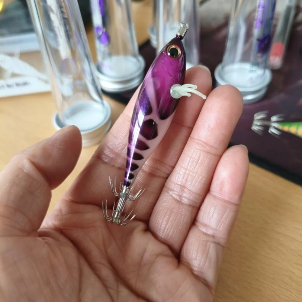 Anzuelo de 55mm y 5,2g, señuelo de calamar sepia, cebo duro brillante, señuelo de camarón de madera, cebo de pesca de mar Horizontal, pesca nocturna