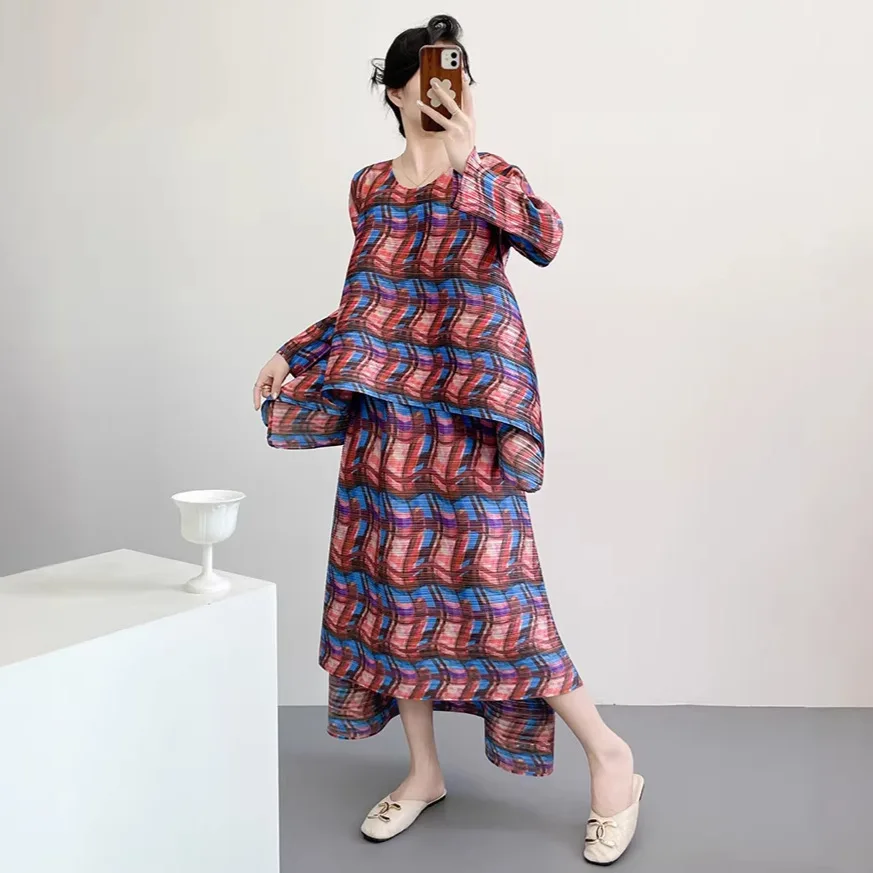 

Костюм в стиле Мияке: полосатый топ и юбка-полусолнце с плиссировкой, высокоэластичный, повседневный, в стиле ретро, комплект