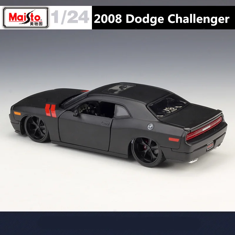 Maisto 1:24 2008 Dodge Challenger โลหะผสมรถแข่งของเล่นรุ่น Diecasts โลหะของเล่นรถจำลองคอลเลกชันเด็กของขวัญ