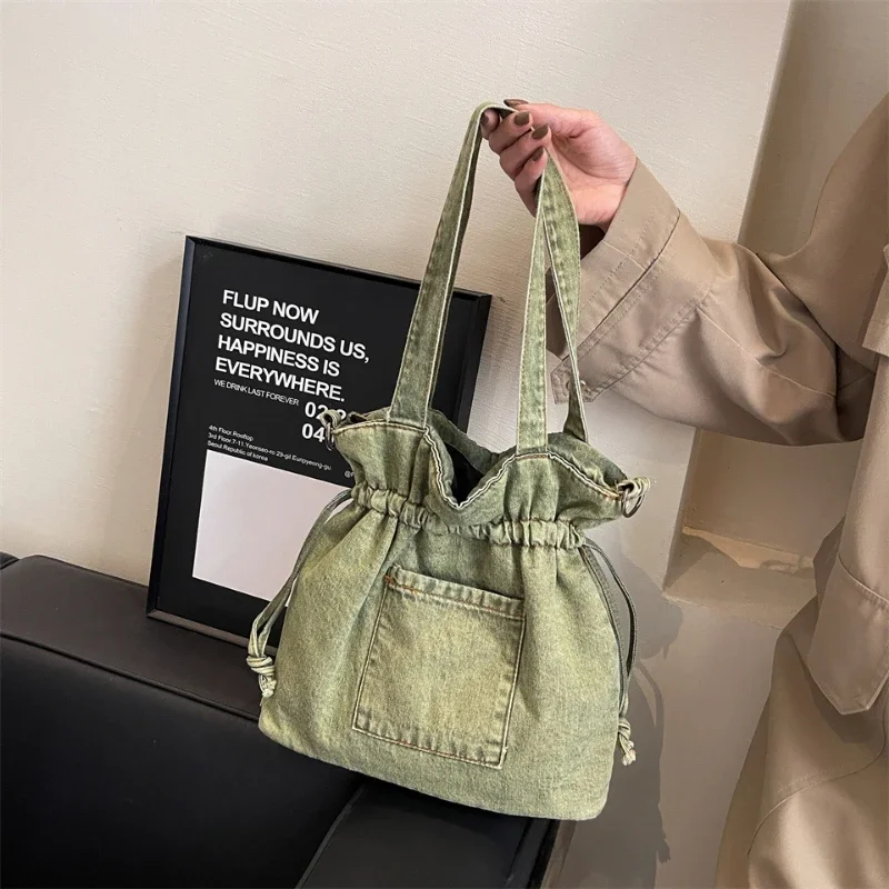 Washed Denim Large Capacity Single Shoulder Bucket Bag 2024 New Trendy Versatile One Bag Smooth Shoulder Strap Versatile Bag