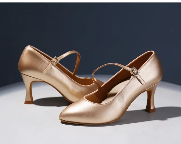 Professionelle moderne Tanzschuhe für Damen aus Leder, Tanzschuhe mit Wildledersohle und hohem Absatz für den Ballsaal, für Indoor-Training und Auftritte. – Detail 15